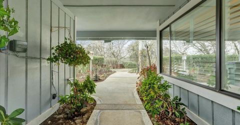 12025 Wanderer Rd, Auburn, CA 95602 Photo