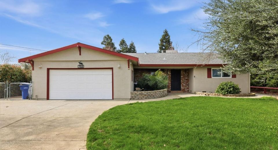 7950 Bar Du Ln, Sacramento, CA 95829 Photo