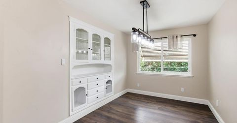 7950 Bar Du Ln, Sacramento, CA 95829 Photo
