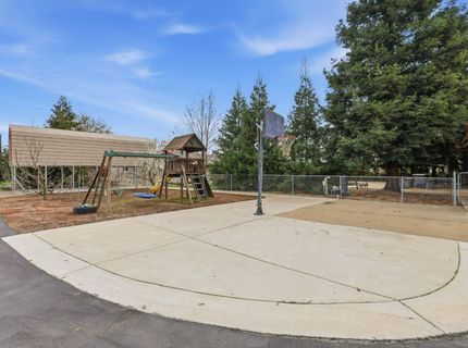7950 Bar Du Ln, Sacramento, CA 95829 Photo