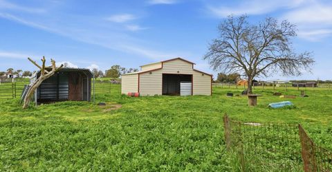 7950 Bar Du Ln, Sacramento, CA 95829 Photo