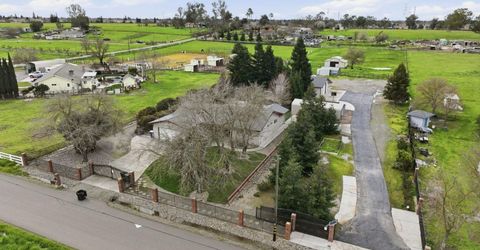 7950 Bar Du Ln, Sacramento, CA 95829 Photo