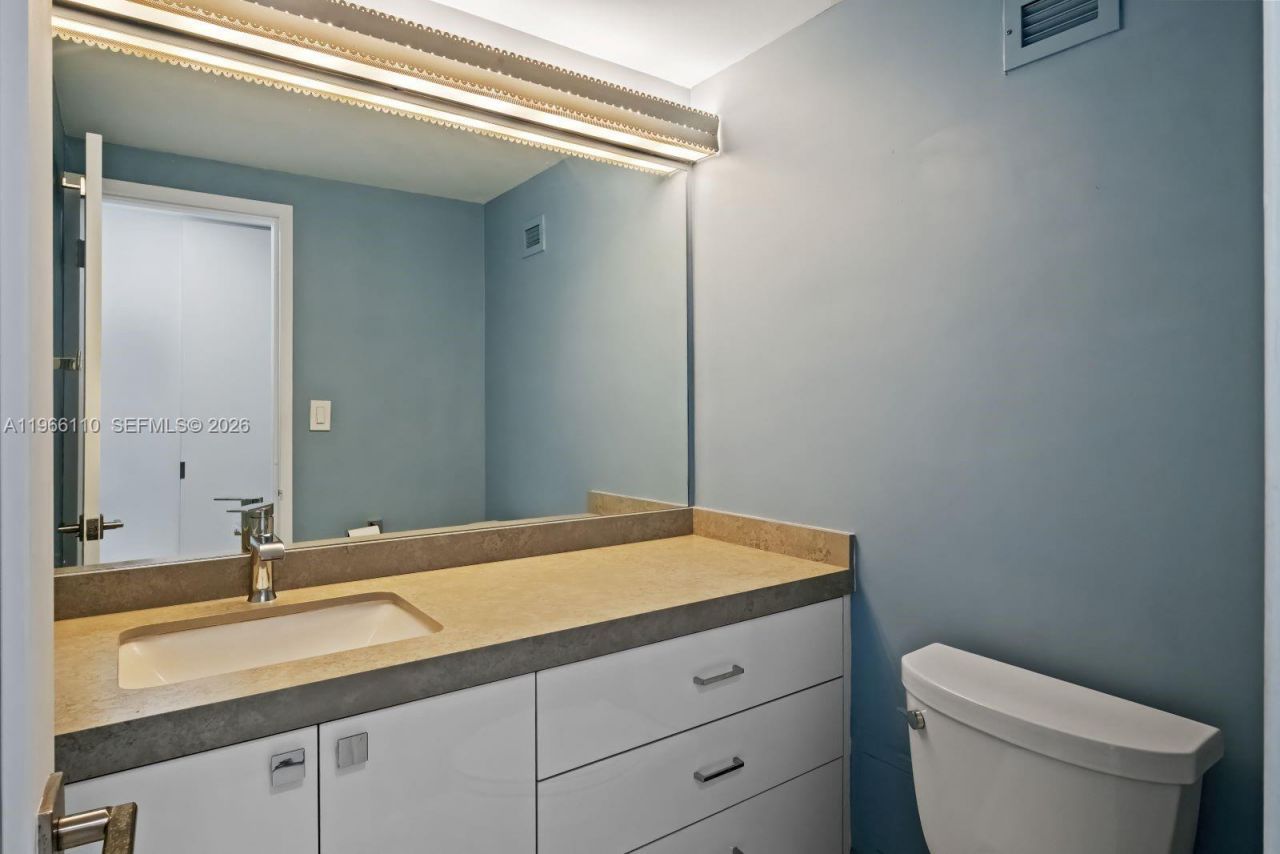 1000 West Ave, Unit 1024, Miami Beach, FL 33139 Photo