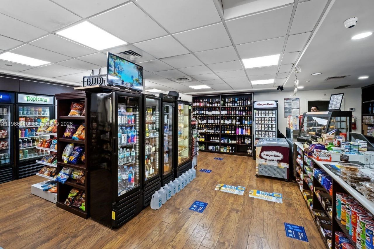 1000 West Ave, Unit 1024, Miami Beach, FL 33139 Photo