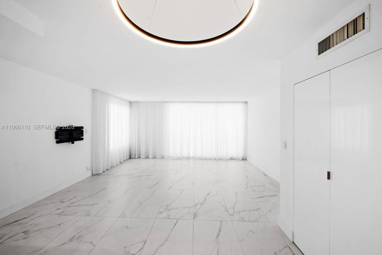 1000 West Ave, Unit 1024, Miami Beach, FL 33139 Photo