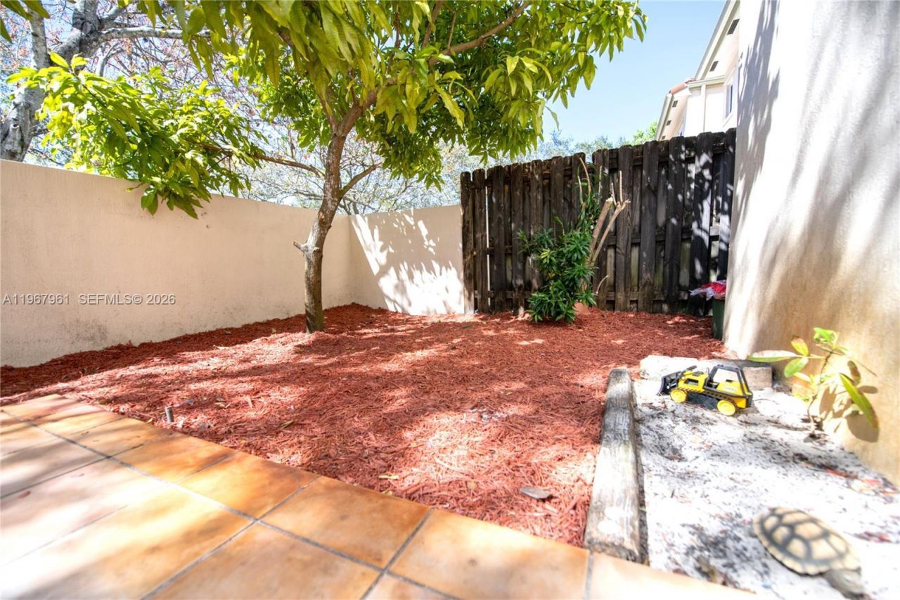 5945 SW 99th Ter , Cooper City, FL 33328 Photo