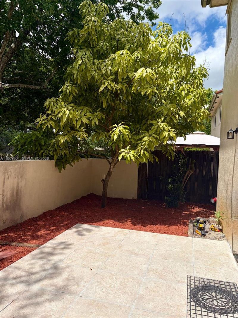 5945 SW 99th Ter, Cooper City, FL 33328 Photo