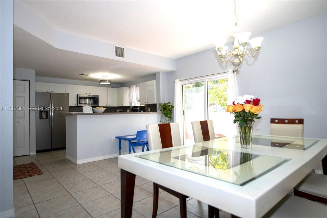 5945 SW 99th Ter , Cooper City, FL 33328 Photo