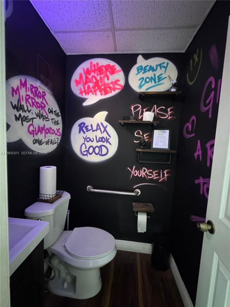 3939 NW 7 St , Miami, FL 33126 Photo