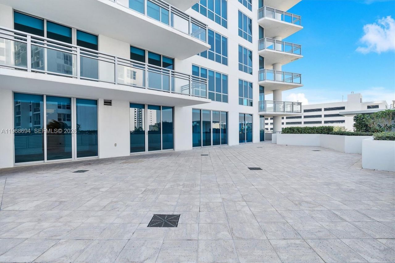 3535 S Ocean Dr , Unit 406, Hollywood, FL 33019 Photo