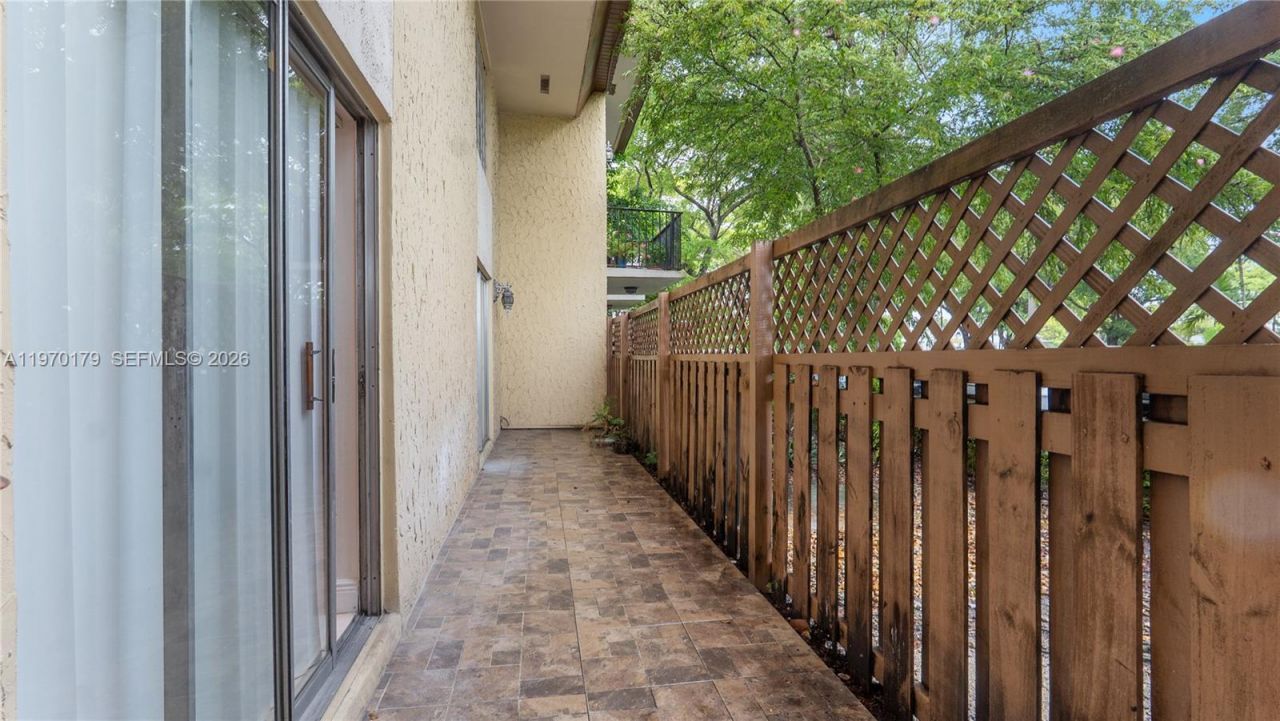 8500 SW 109th Ave, Unit 6-105, Miami, FL 33173 Photo