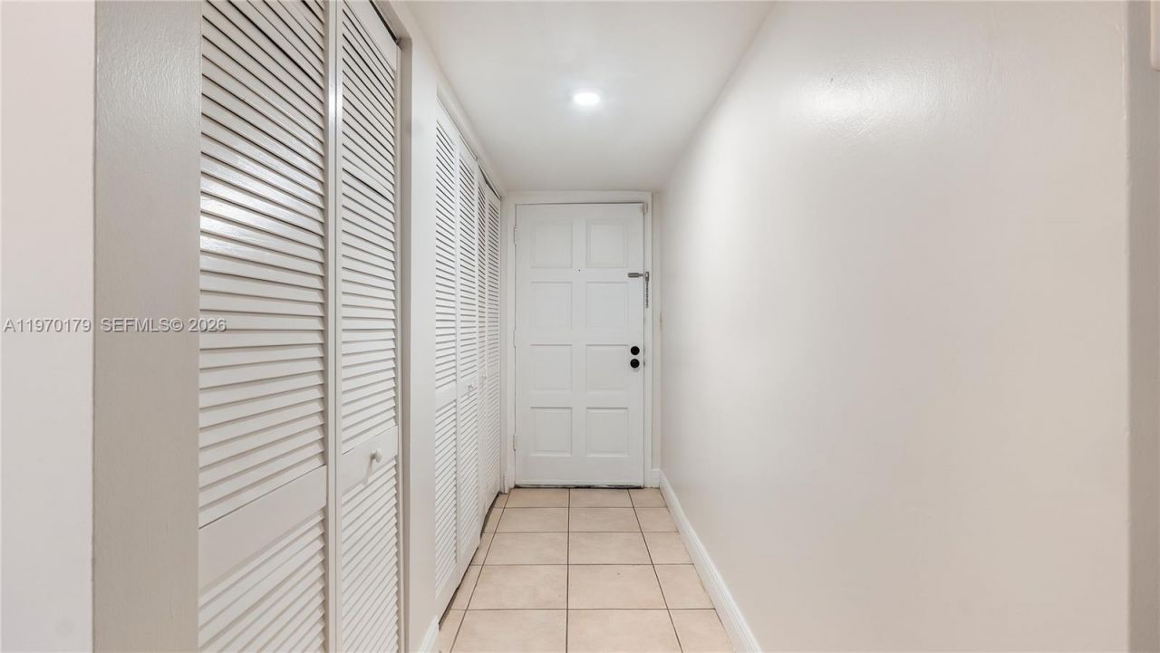 8500 SW 109th Ave, Unit 6-105, Miami, FL 33173 Photo