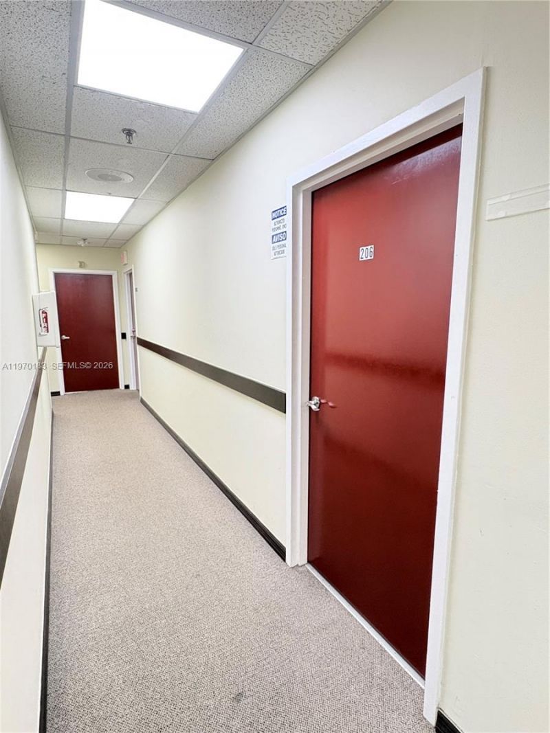 2100 W 76th St, Unit 205, Hialeah, FL 33016 Photo