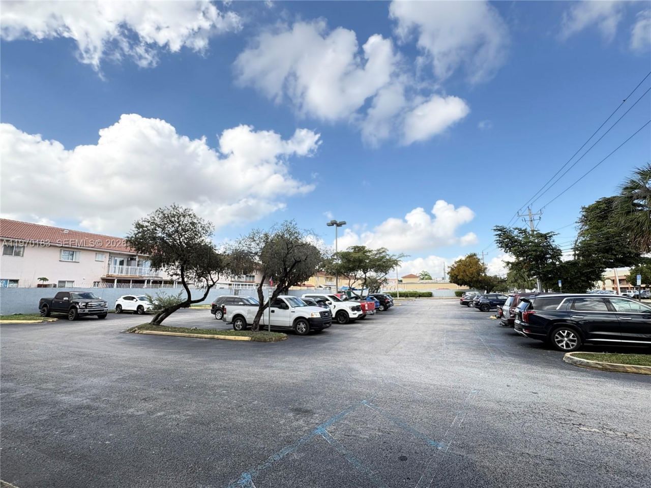 2100 W 76th St, Unit 205, Hialeah, FL 33016 Photo