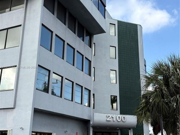 2100 W 76th St, Unit 205-206, Hialeah, FL 33016