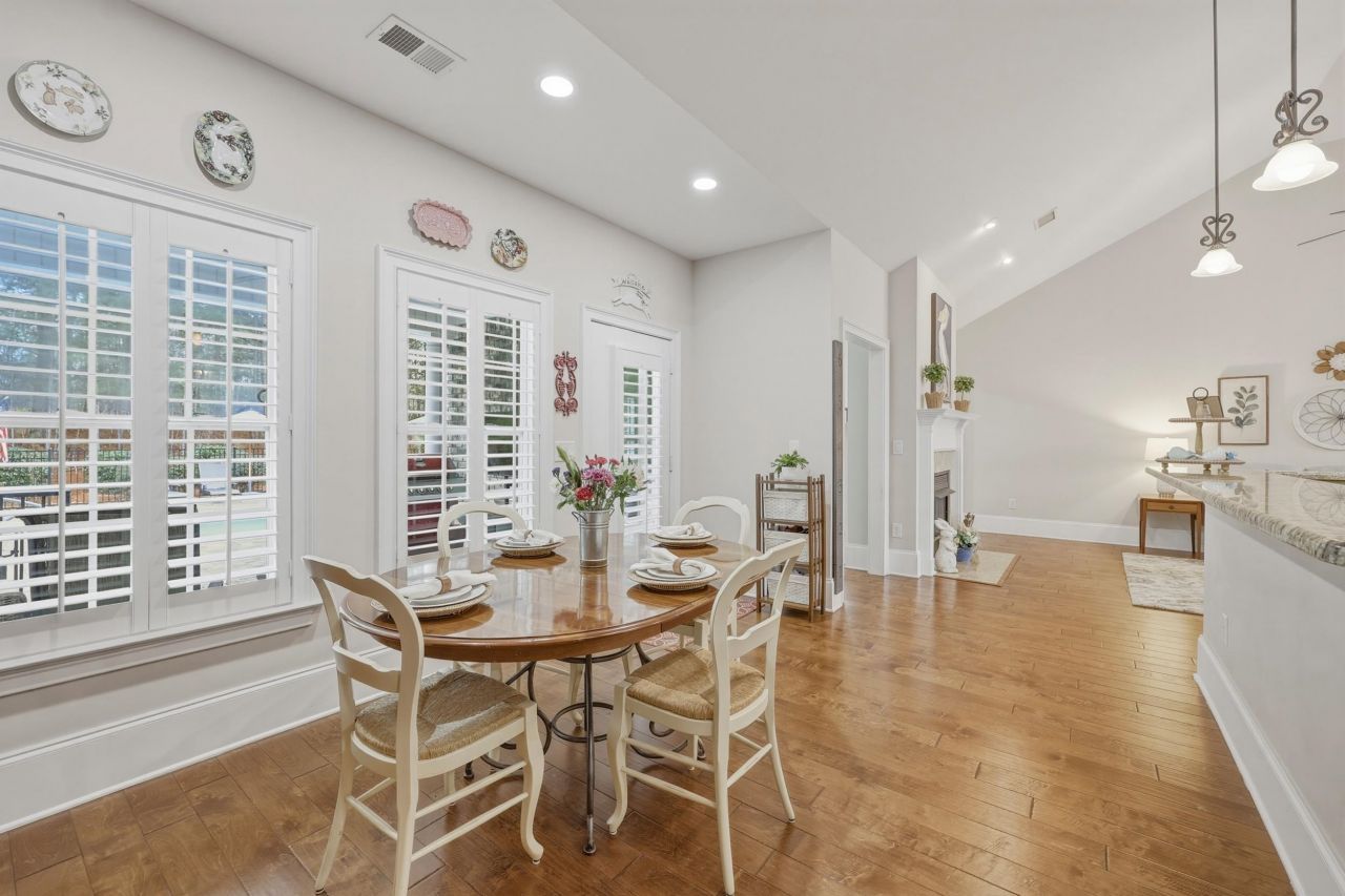 74 Cascade Dr. Photo 13