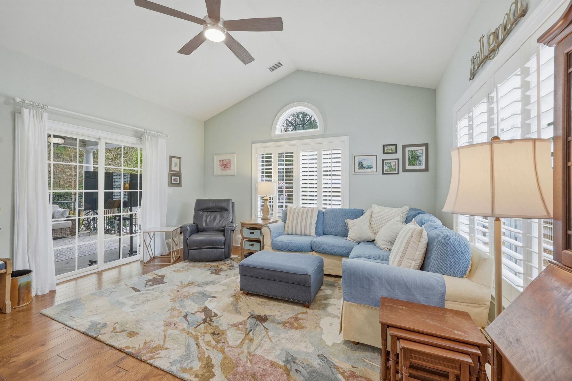 74 Cascade Dr. Photo 16