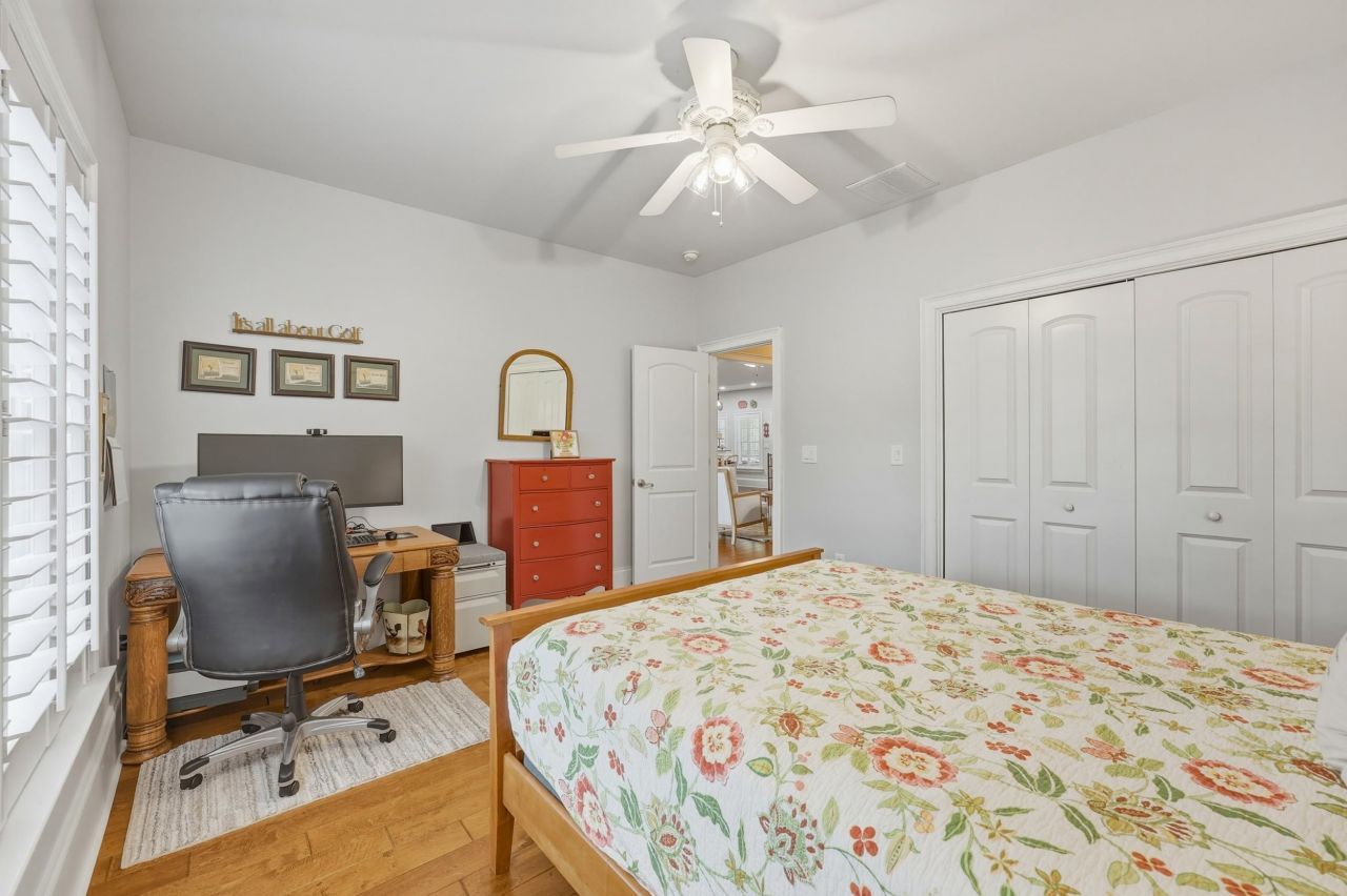 74 Cascade Dr. Photo 22