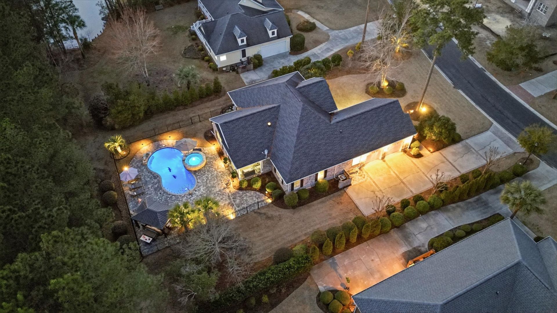 74 Cascade Dr. Photo 42