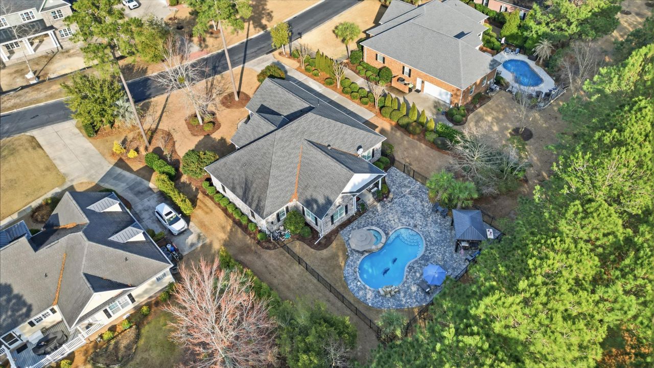 74 Cascade Dr. Photo 43