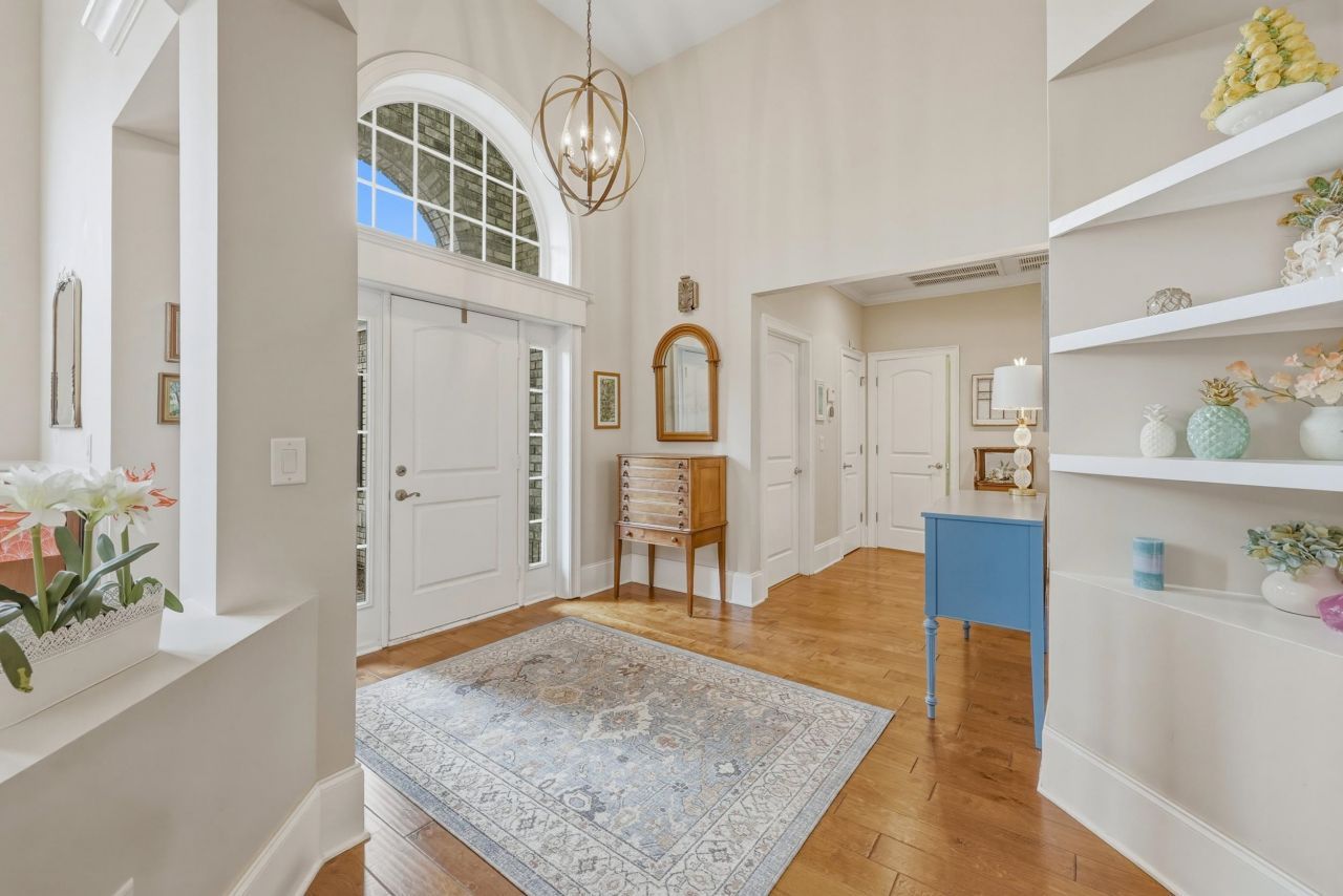 74 Cascade Dr. Photo 6