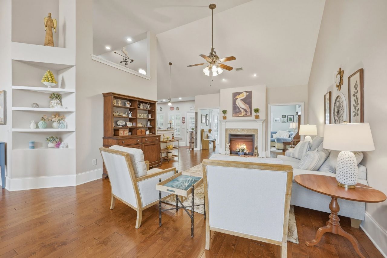 74 Cascade Dr. Photo 7