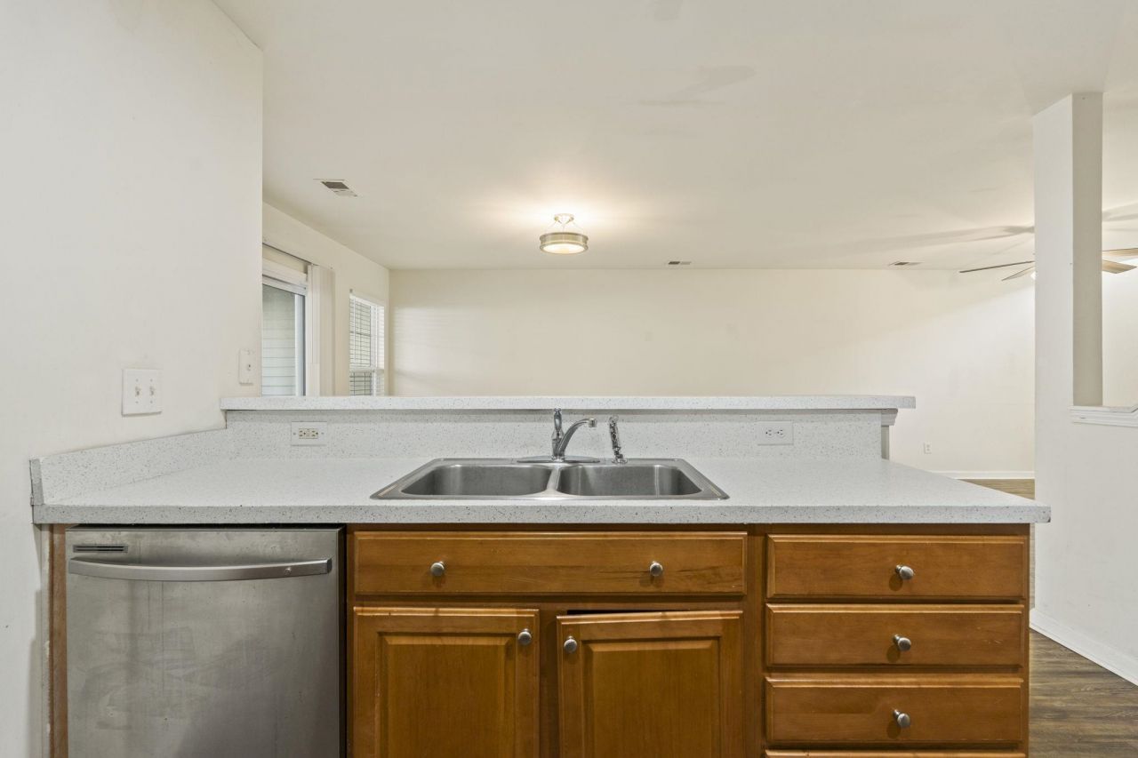 909 Barn Owl Ct.  Photo 11