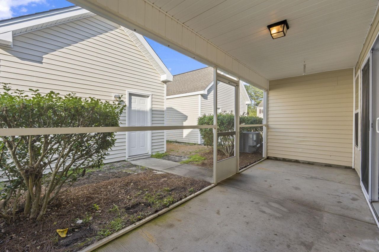 909 Barn Owl Ct.  Photo 31