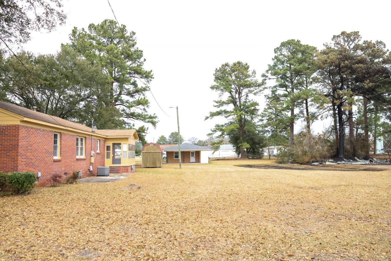 113 S Maple Ave. Photo 24