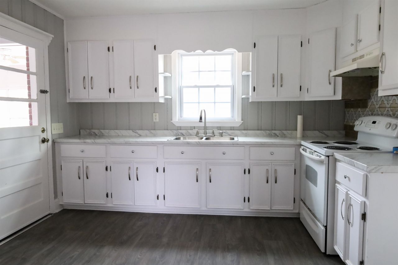 113 S Maple Ave. Photo 5