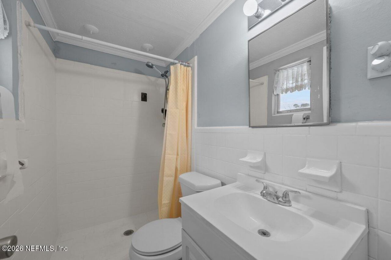 2071 Courtney Drive, Jacksonville, FL 32208 Photo