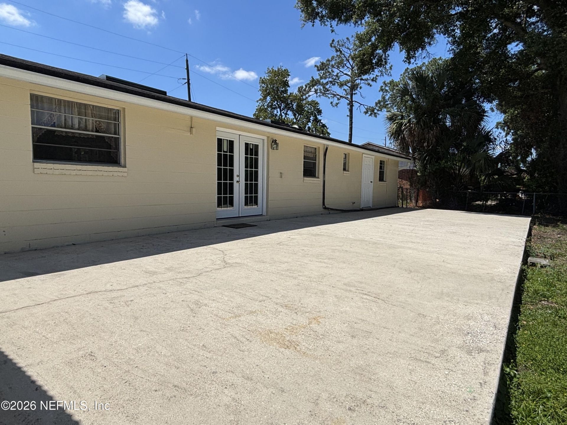 2071 Courtney Drive, Jacksonville, FL 32208 Photo