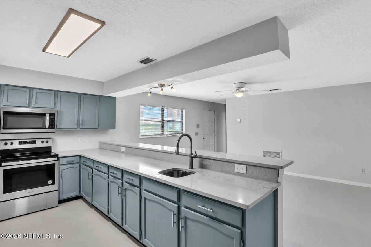 206/208 Hopkins Street, Neptune Beach, FL 32266 Photo