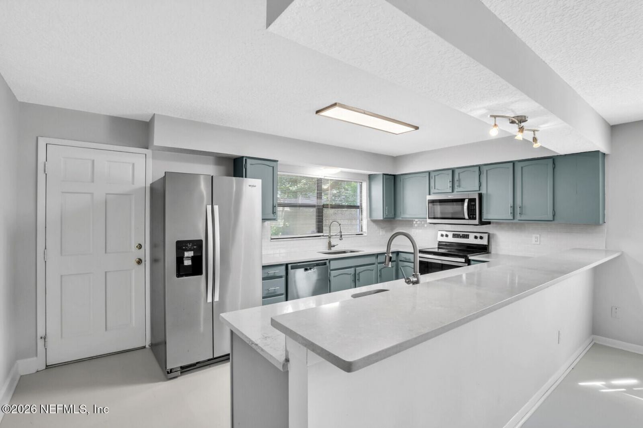 206/208 Hopkins Street, Neptune Beach, FL 32266 Photo