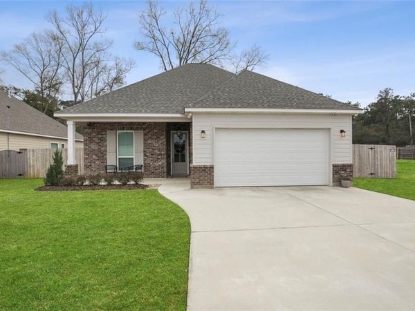 4064 MONARCH Lane, Covington, LA 70433