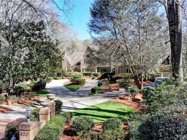 420 Rivertrail Court, Atlanta, GA 30350