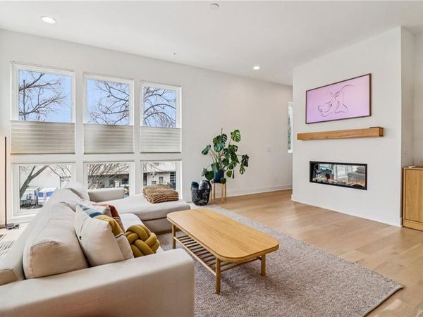 1229 Chelsea Circle NW, Atlanta, GA 30318