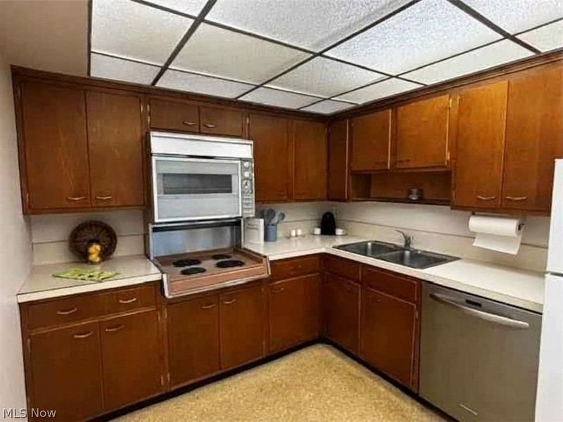 2089 Wooster Road, Unit 43, Rocky River, OH 44116 Photo 12