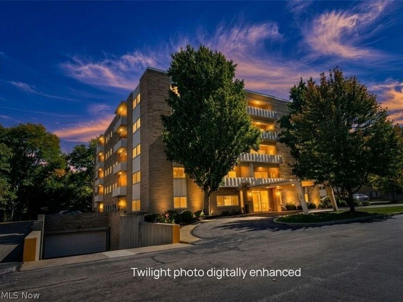 2089 Wooster Road, Unit 43, Rocky River, OH 44116 Photo 2