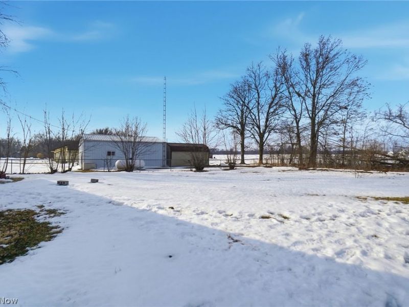 8240 Spencerville Road, Lima, OH 45806 Photo 3