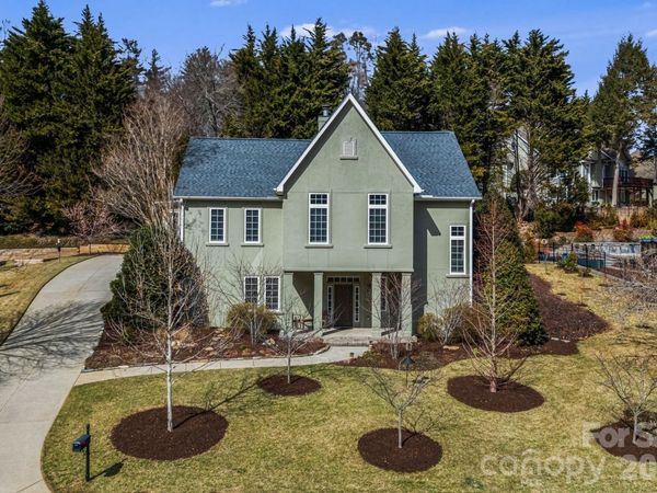 405 Mistletoe Trail, Hendersonville, NC 28791