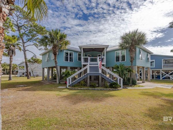 712 Pine Lane, Gulf Shores, AL 36542