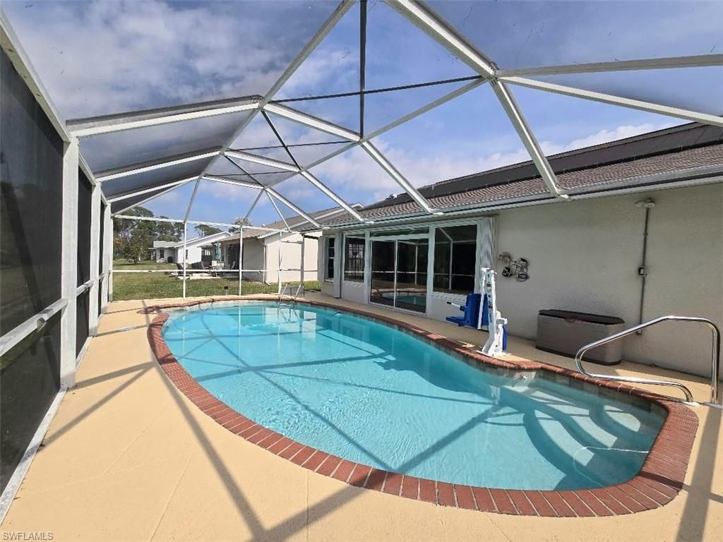 3956 Sabal Springs Blvd, North Fort Myers, FL 33917 Photo