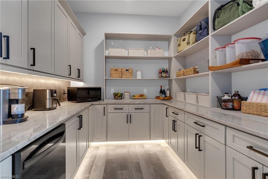 3434 NW 46th Pl, Cape Coral, FL 33993 Photo