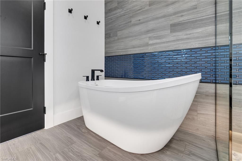 3434 NW 46th Pl , Cape Coral, FL 33993 Photo