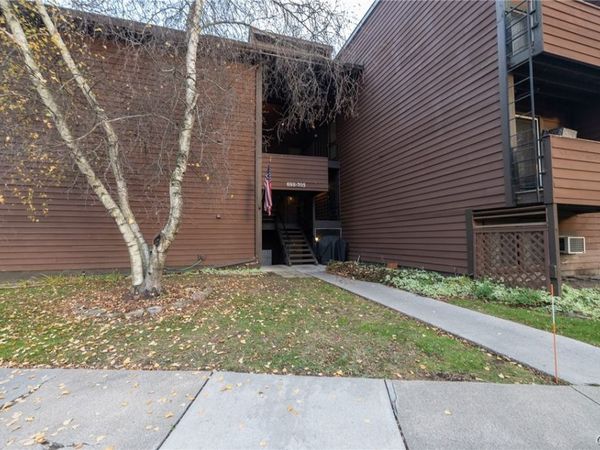 705 Idlewood Boulevard , Baldwinsville, NY 13027