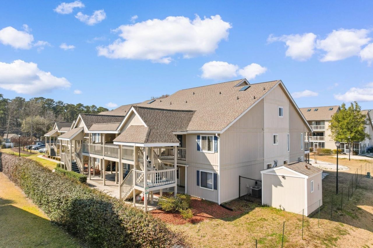 1860 Auburn Ln.  Photo 23