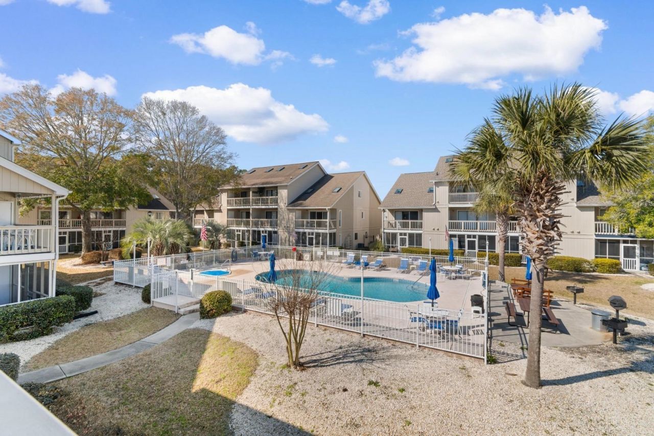 1860 Auburn Ln.  Photo 28