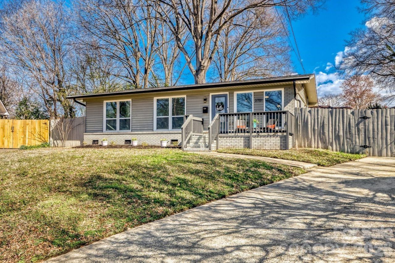 3701 Lynette Court, Charlotte, NC 28217 Main Photo