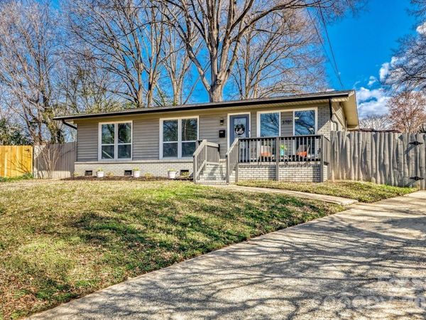 3701 Lynette Court, Charlotte, NC 28217